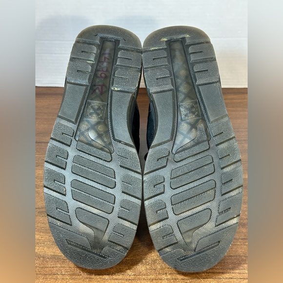 Dr. Marten Crewson Chukka Black Boots Men’s 10 Padded Leather - Picture 5 of 7